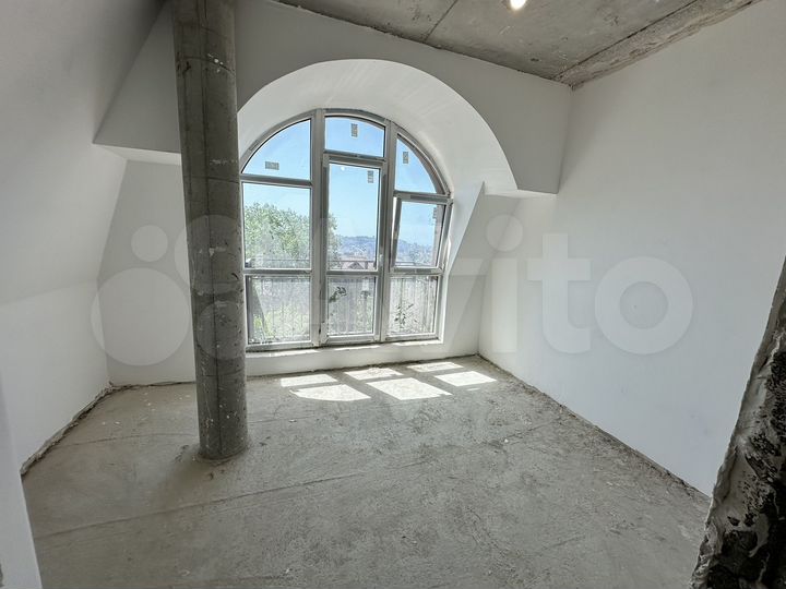 2-к. квартира, 41 м², 4/4 эт.