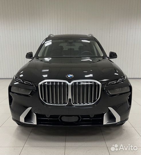 BMW X7 3.0 AT, 2023, 50 км