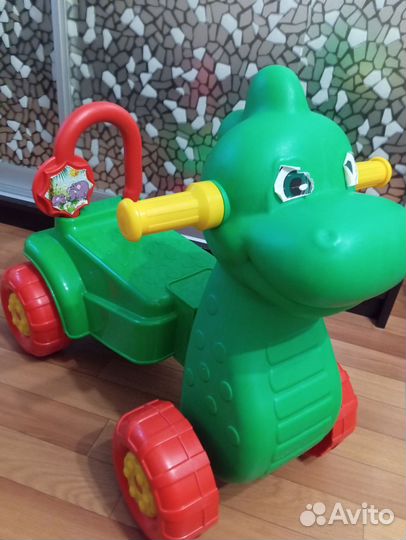 Игрушка бегемот