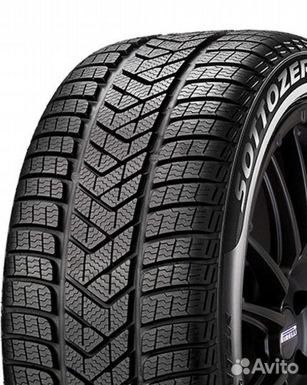 Pirelli P Zero PZ4 225/50 R18 99H