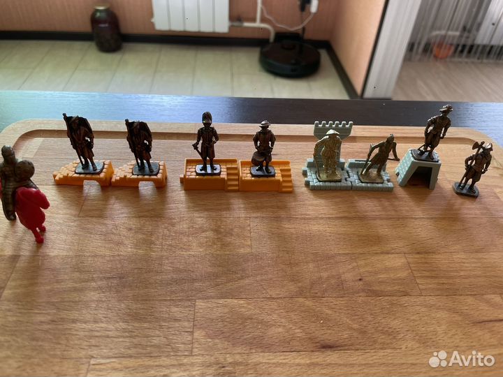 Игрушки из киндера 90х