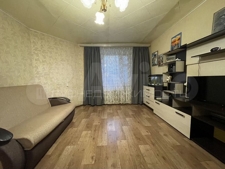 1-к. квартира, 35 м², 1/10 эт.