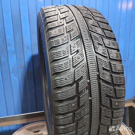 Kumho I'Zen KW22 225/50 R17