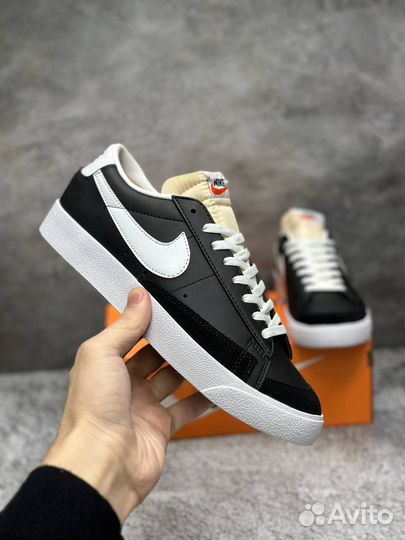 Nike Blazer Low 77 Black White