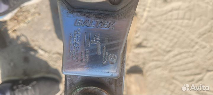 Фаркоп Toyota Land Cruiser 200 BAL LEX