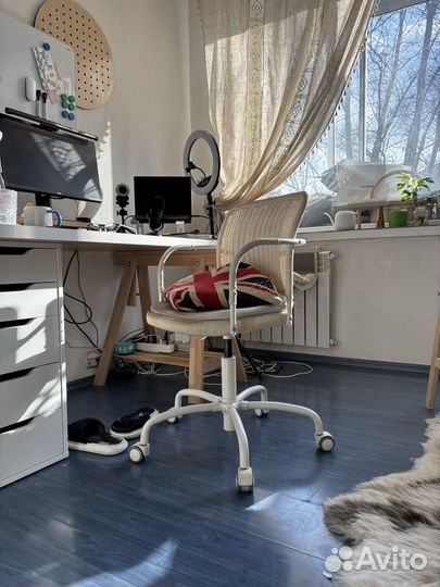 Компьютерный стул плетеный IKEA Грегор