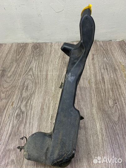 Бачок омывателя Opel Zafira B