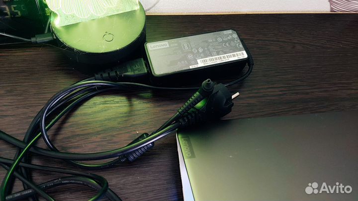 Lenovo ideapad 330s 14
