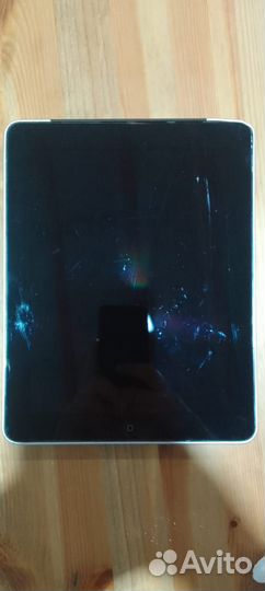 Продам iPad 1 64 Gb