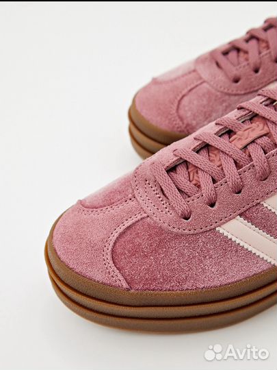 Кроссовки adidas