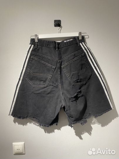 Шорты balenciaga distressed