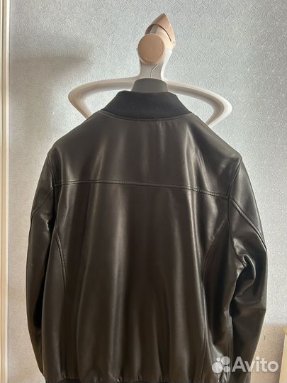 Кожаная куртка Kasumov