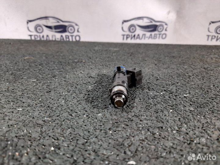 Форсунка Astra J