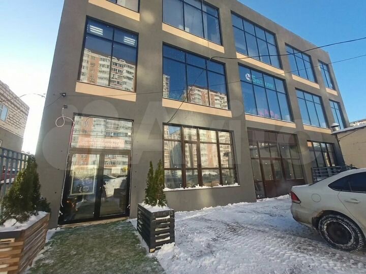 Сдам помещение свободного назначения, 1050 м²