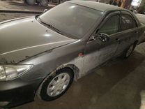 Toyota Camry 2.4 MT, 2003, 990 000 км, с пробегом, цена 350 000 руб.