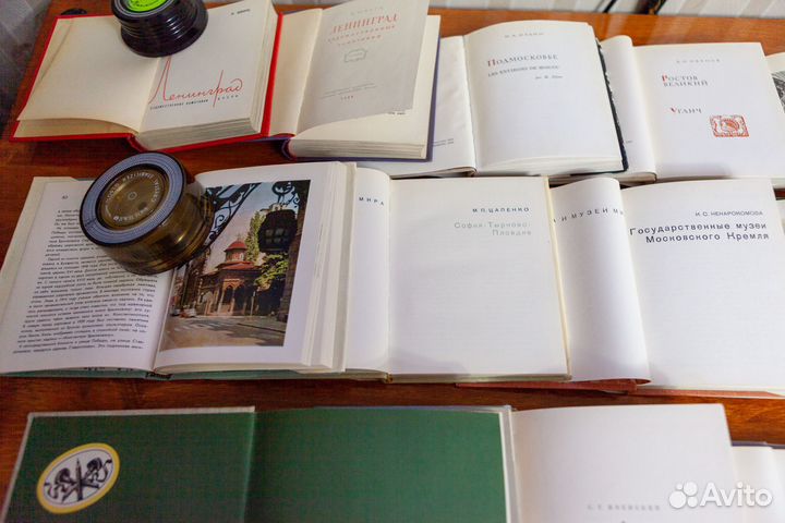 Коллекция мини-книг и книг по Экслибрису