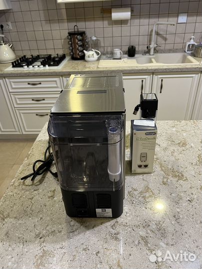 Кофемашина delonghi