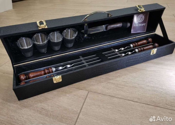 Шашлычный подарочный набор шампура нож