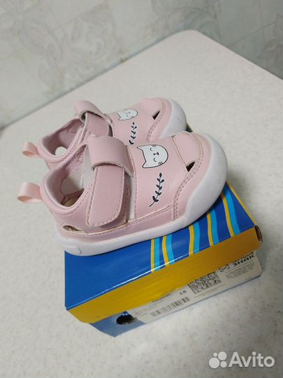 Сандали для девочки