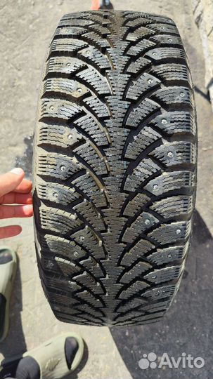 Nokian Tyres Hakkapeliitta 4 225/55 R17