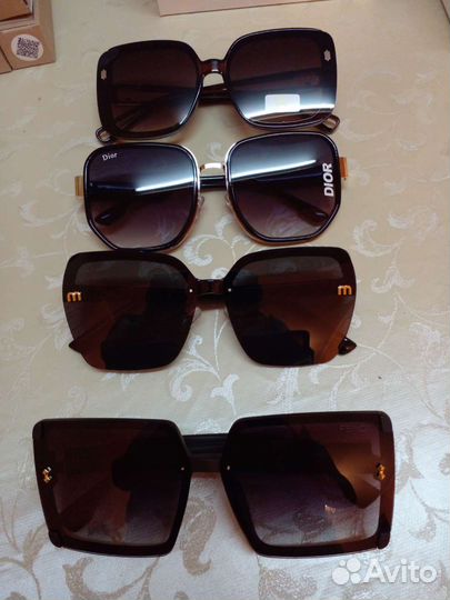 Солнцезащитные очки женские брендовые