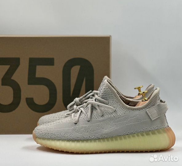 Новые Кроссовки Adidas Yeezy Boost 350 Lux