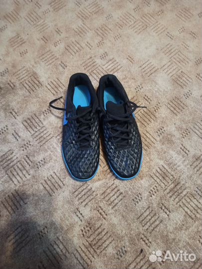 Кроссовки nike tiempo