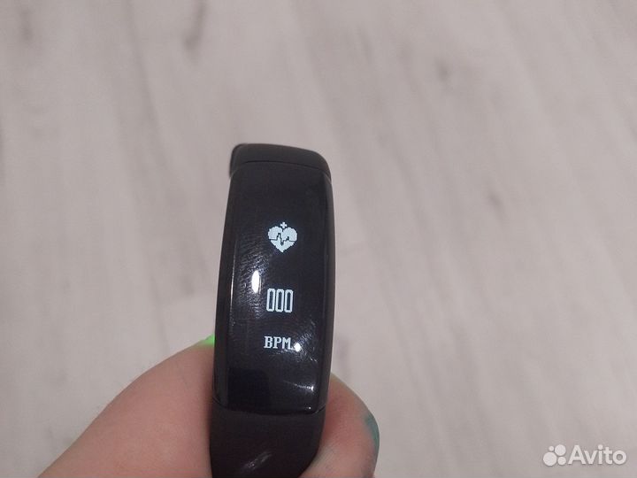 Смарт часы идут без коробки