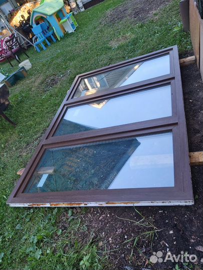 Окна пластиковые трёхстворчатые 2шт