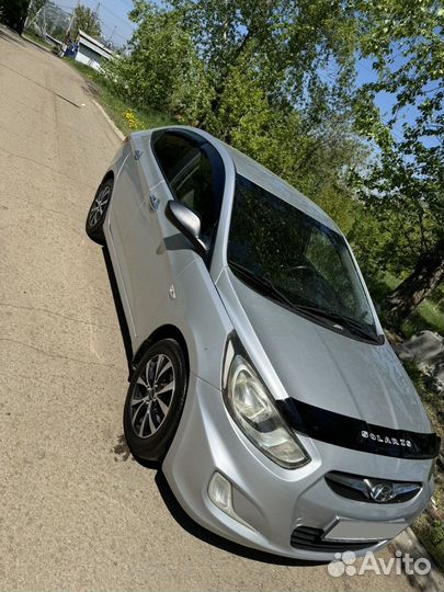 Hyundai Solaris 1.4 AT, 2013, 178 000 км