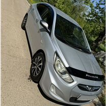 Hyundai Solaris 1.4 AT, 2013, 178 000 км, с пробегом, цена 805 000 руб.