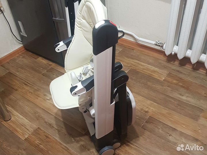 Стульчик для кормления peg perego siesta