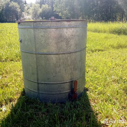 Медогонка 4 рамочная, в хорошем состоянии