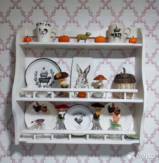 Полка навесная кухонная