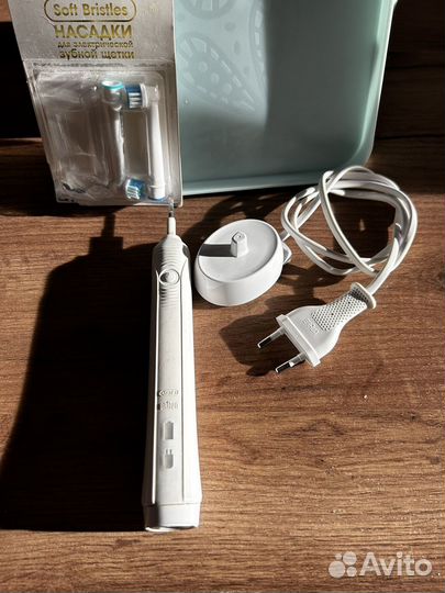 Зубная щетка Braun Oral-B 800 Sensi UltraThin