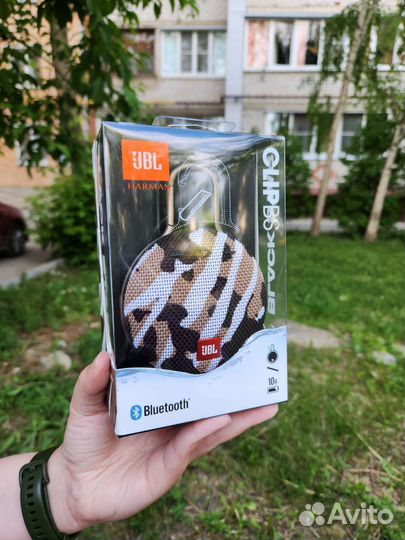 Колонка JBL Clip 3 Black Star, новая