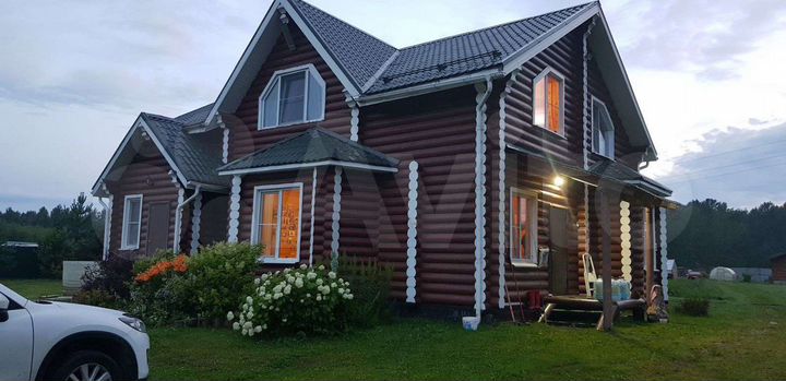 Коттедж 199 м² на участке 100 сот.