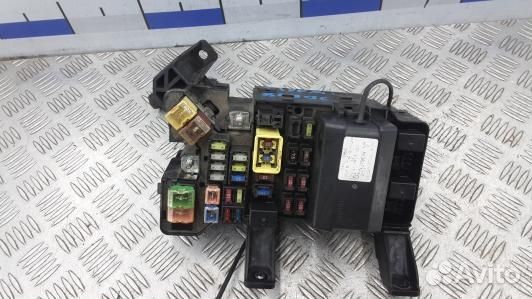 Блок предохранителей mitsubishi pajero 4 (3DN18M10