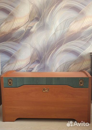 Сундук деревянный