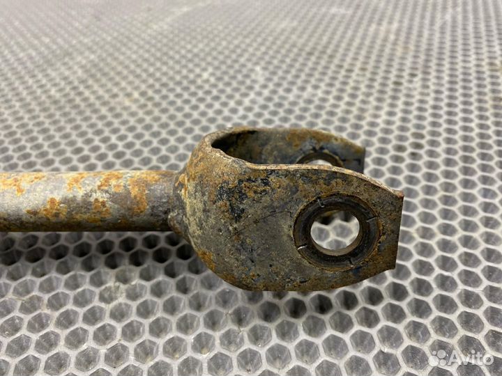 Б/У тяга подвески правый Toyota Chaser GX90 1GFE