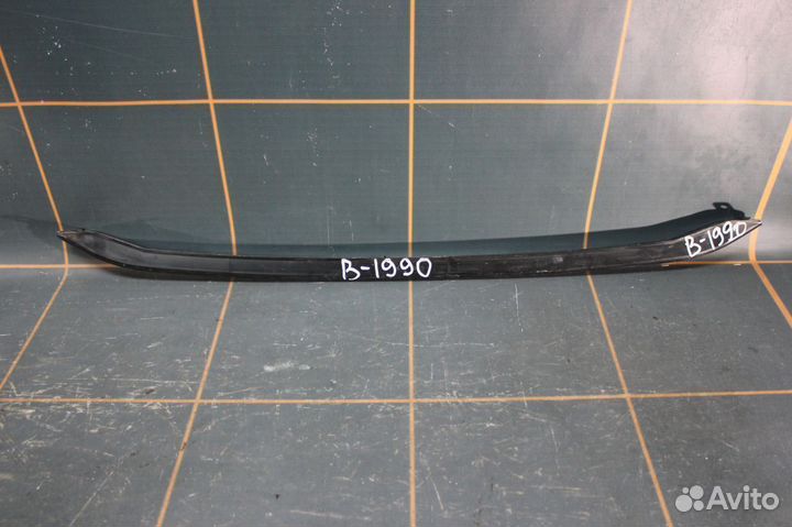 Усилитель бампера переднего- Volkswagen Golf 6