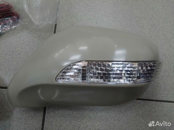 Накладки на зеркала с повторителем поворота