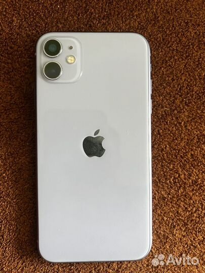 iPhone 11, 64 ГБ