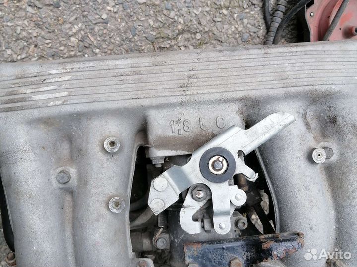 Двигатель m40b18