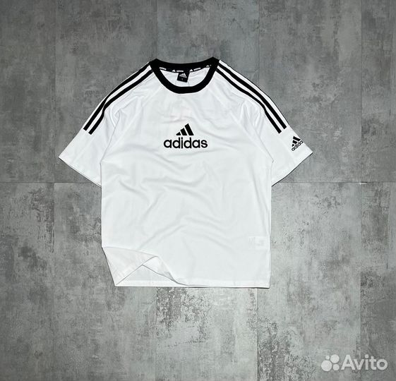 Футболка Adidas