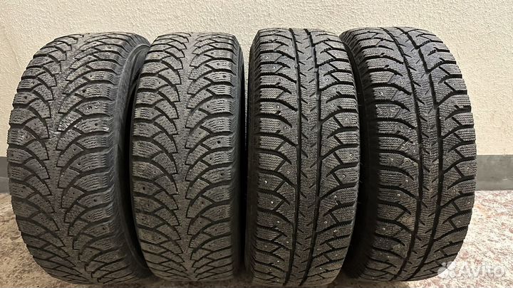 Зимние колеса 205/65 r15