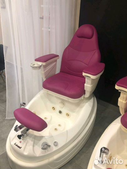 Продаются педикюрные кресла Lemi Pedi Spa
