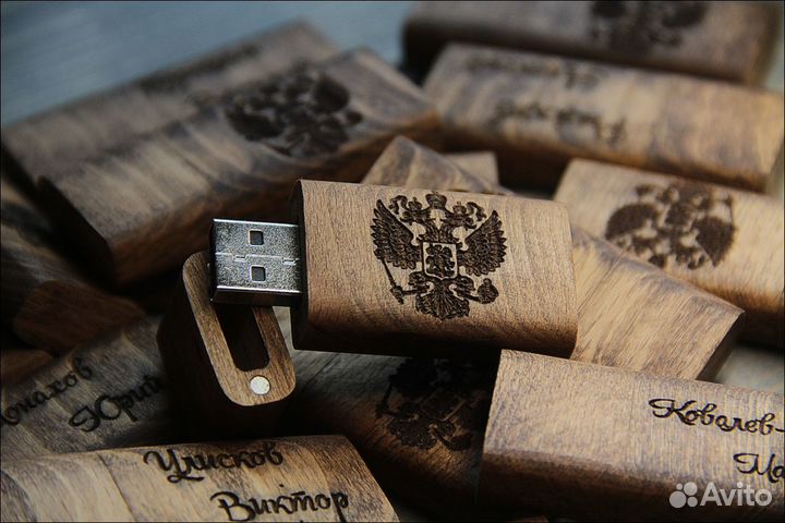Именные флешки с нанесением гравировкой