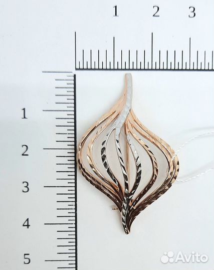 Золотая брошь