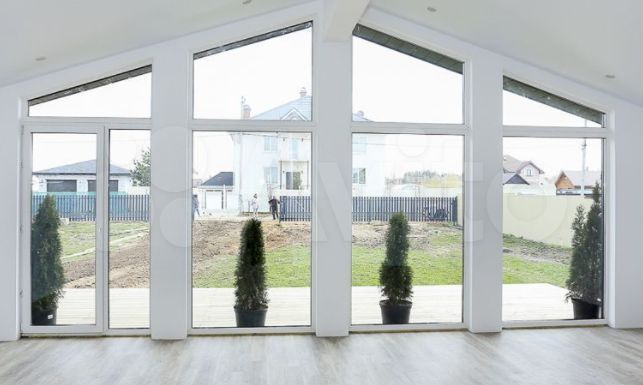 Дом 162 м² на участке 6 сот.